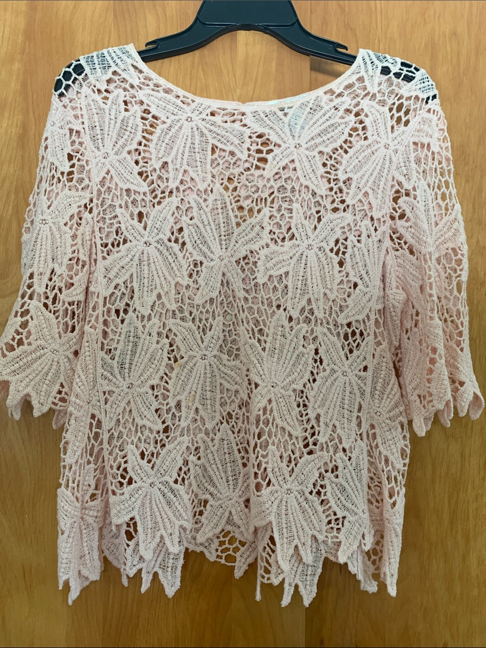 Delicate 100% cotton Crochet floral Lace blush Top feminine bohemian vibe sz S